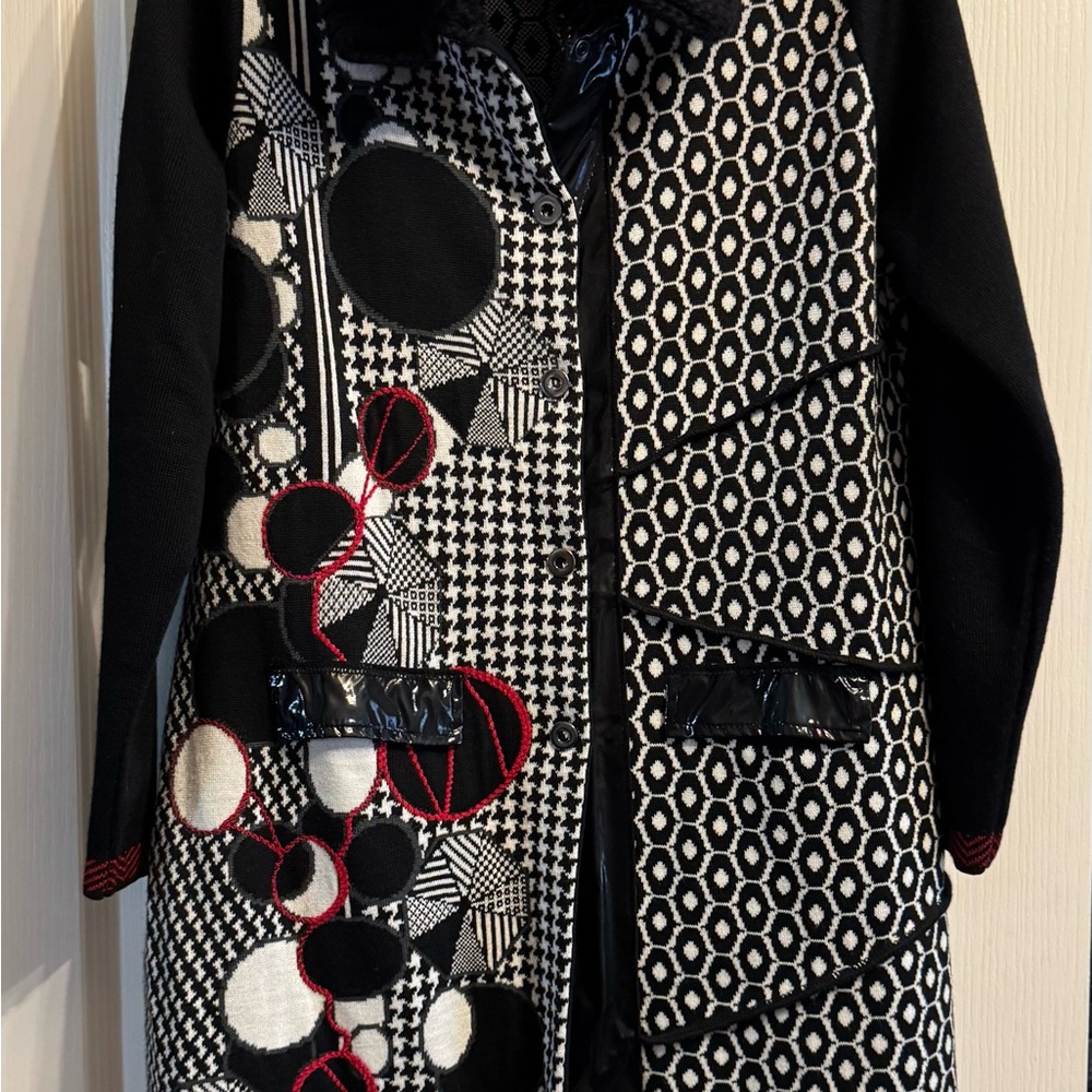 Geometric Black and White Women's Long Blazer